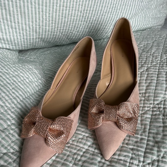 Ann Taylor Light Pink Suede Kitten Heels Sparkle Bow 10M - Picture 4 of 5
